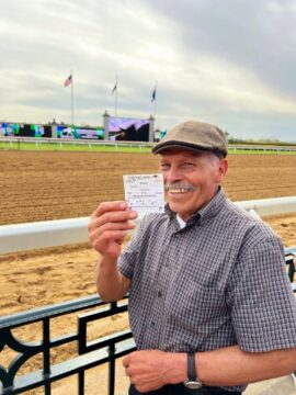 Imágenes para rendir homenaje a persona finada, estas pueden variar en su contenido.