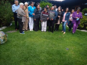 Imágenes para rendir homenaje a persona finada, estas pueden variar en su contenido.