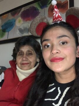 Imágenes para rendir homenaje a persona finada, estas pueden variar en su contenido.