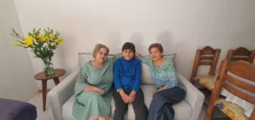 Imágenes para rendir homenaje a persona finada, estas pueden variar en su contenido.