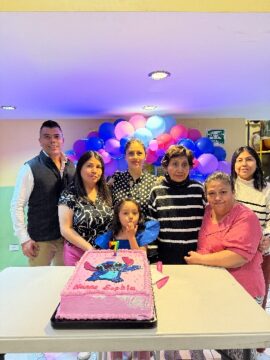 Imágenes para rendir homenaje a persona finada, estas pueden variar en su contenido.