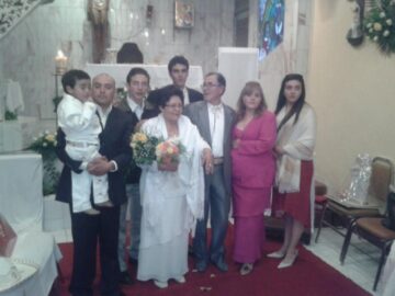 Imágenes para rendir homenaje a persona finada, estas pueden variar en su contenido.