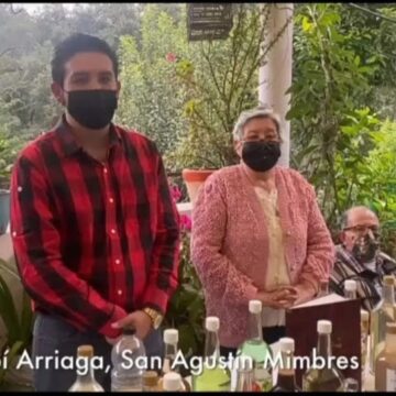 Imágenes para rendir homenaje a persona finada, estas pueden variar en su contenido.