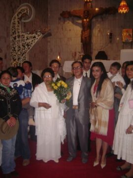 Imágenes para rendir homenaje a persona finada, estas pueden variar en su contenido.