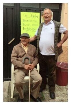 Imágenes para rendir homenaje a persona finada, estas pueden variar en su contenido.