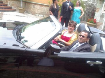 Imágenes para rendir homenaje a persona finada, estas pueden variar en su contenido.