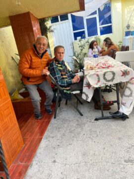 Imágenes para rendir homenaje a persona finada, estas pueden variar en su contenido.