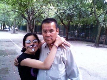 Imágenes para rendir homenaje a persona finada, estas pueden variar en su contenido.