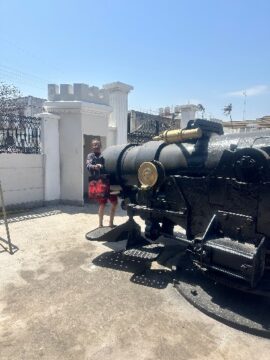 Imágenes para rendir homenaje a persona finada, estas pueden variar en su contenido.