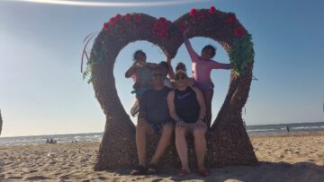 Imágenes para rendir homenaje a persona finada, estas pueden variar en su contenido.