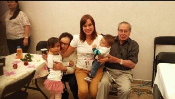 Imágenes para rendir homenaje a persona finada, estas pueden variar en su contenido.