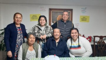 Imágenes para rendir homenaje a persona finada, estas pueden variar en su contenido.