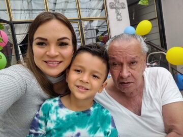 Imágenes para rendir homenaje a persona finada, estas pueden variar en su contenido.