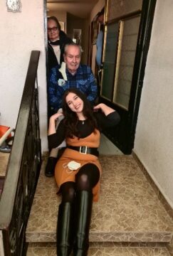 Imágenes para rendir homenaje a persona finada, estas pueden variar en su contenido.