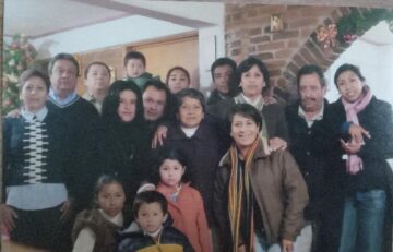 Imágenes para rendir homenaje a persona finada, estas pueden variar en su contenido.