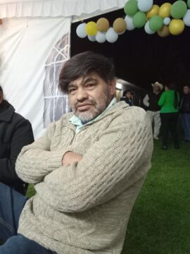 Imágenes para rendir homenaje a persona finada, estas pueden variar en su contenido.