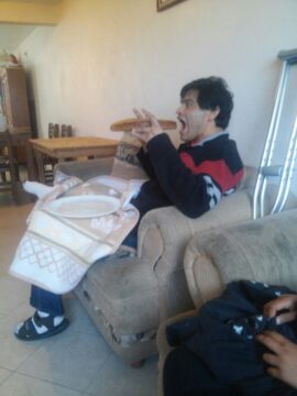 Imágenes para rendir homenaje a persona finada, estas pueden variar en su contenido.