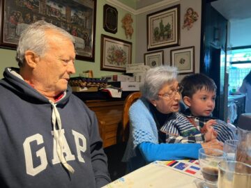 Imágenes para rendir homenaje a persona finada, estas pueden variar en su contenido.