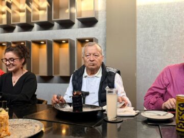 Imágenes para rendir homenaje a persona finada, estas pueden variar en su contenido.