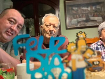 Imágenes para rendir homenaje a persona finada, estas pueden variar en su contenido.