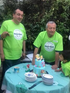 Imágenes para rendir homenaje a persona finada, estas pueden variar en su contenido.