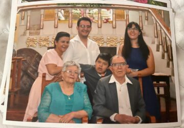 Imágenes para rendir homenaje a persona finada, estas pueden variar en su contenido.