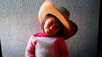 Imágenes para rendir homenaje a persona finada, estas pueden variar en su contenido.