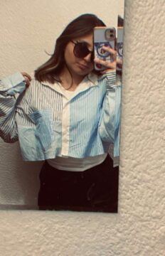 Imágenes para rendir homenaje a persona finada, estas pueden variar en su contenido.