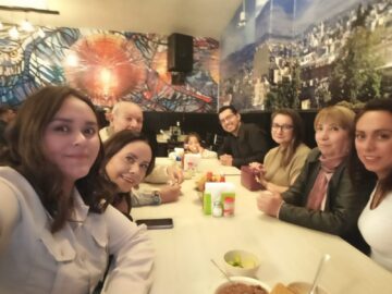 Imágenes para rendir homenaje a persona finada, estas pueden variar en su contenido.