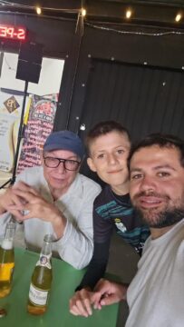 Imágenes para rendir homenaje a persona finada, estas pueden variar en su contenido.