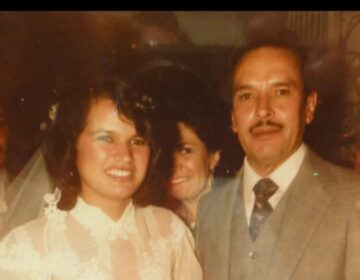 Imágenes para rendir homenaje a persona finada, estas pueden variar en su contenido.