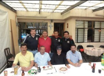 Imágenes para rendir homenaje a persona finada, estas pueden variar en su contenido.