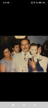 Imágenes para rendir homenaje a persona finada, estas pueden variar en su contenido.