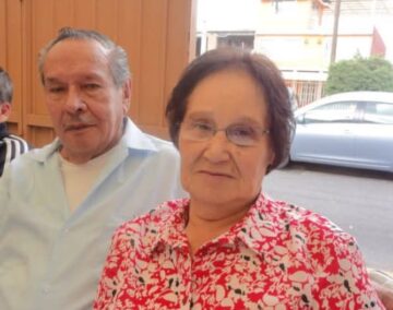 Imágenes para rendir homenaje a persona finada, estas pueden variar en su contenido.