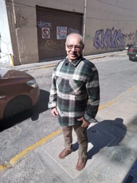 Imágenes para rendir homenaje a persona finada, estas pueden variar en su contenido.