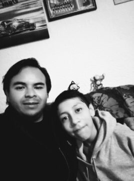 Imágenes para rendir homenaje a persona finada, estas pueden variar en su contenido.