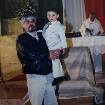 Imágenes para rendir homenaje a persona finada, estas pueden variar en su contenido.