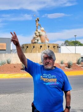 Imágenes para rendir homenaje a persona finada, estas pueden variar en su contenido.