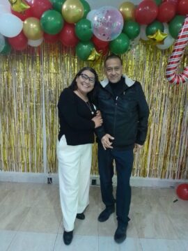 Imágenes para rendir homenaje a persona finada, estas pueden variar en su contenido.