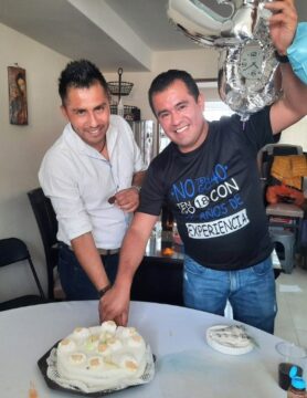 Imágenes para rendir homenaje a persona finada, estas pueden variar en su contenido.