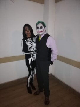 Imágenes para rendir homenaje a persona finada, estas pueden variar en su contenido.