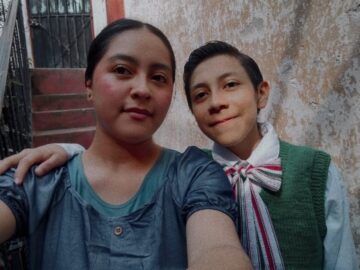 Imágenes para rendir homenaje a persona finada, estas pueden variar en su contenido.