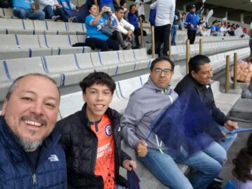 Imágenes para rendir homenaje a persona finada, estas pueden variar en su contenido.