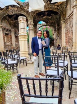 Imágenes para rendir homenaje a persona finada, estas pueden variar en su contenido.