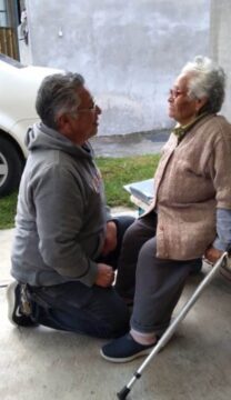 Imágenes para rendir homenaje a persona finada, estas pueden variar en su contenido.