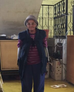 Imágenes para rendir homenaje a persona finada, estas pueden variar en su contenido.