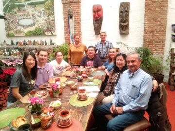 Imágenes para rendir homenaje a persona finada, estas pueden variar en su contenido.