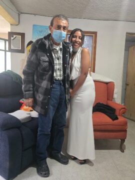 Imágenes para rendir homenaje a persona finada, estas pueden variar en su contenido.