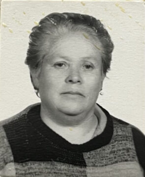 Imágenes para rendir homenaje a persona finada, estas pueden variar en su contenido.