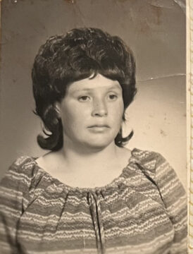 Imágenes para rendir homenaje a persona finada, estas pueden variar en su contenido.